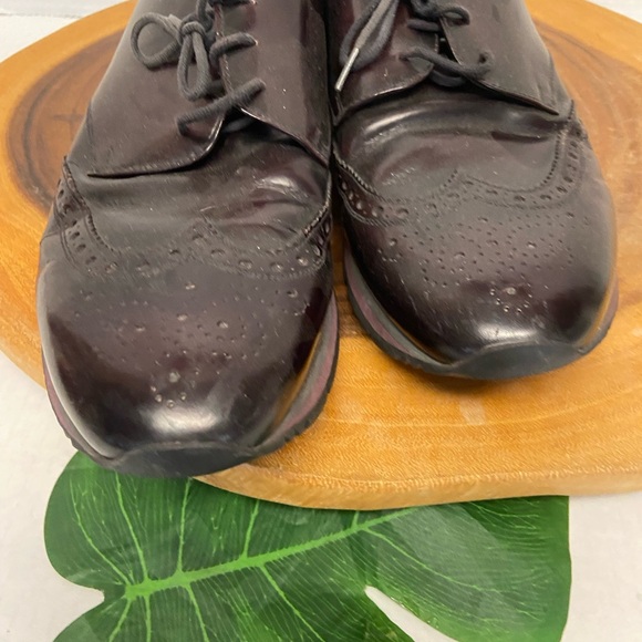 PRAdA Dark Wink Leather Wingtips Oxfords - Picture 4 of 10